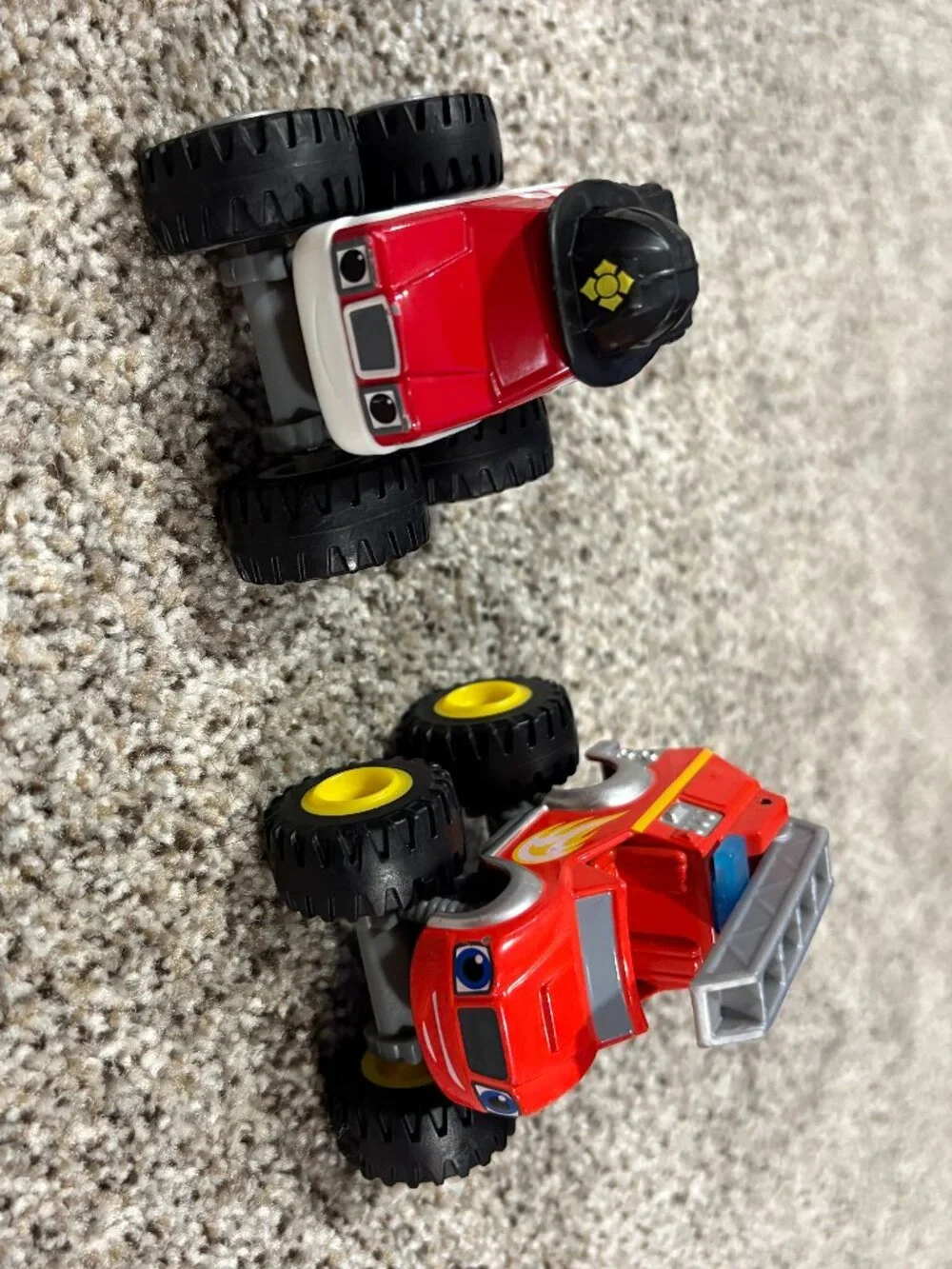 Blaze Monster Machines Fire Rescue Blaze Stripes GFD96 GFD97 Lot